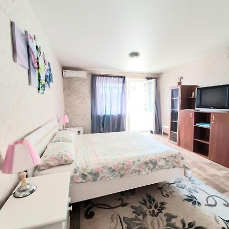 1 Комнатная На Позняках Apartment Kiev Luaran gambar