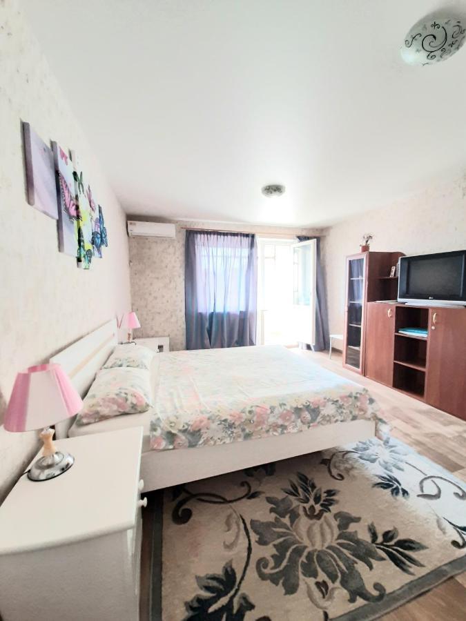 1 Комнатная На Позняках Apartment Kiev Luaran gambar